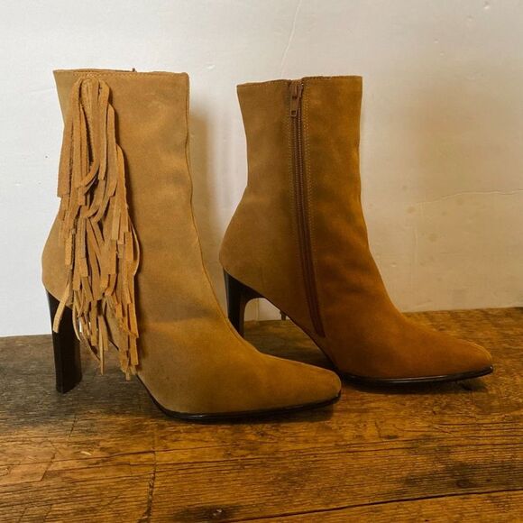 Predictions Boho Leather Fringed High Heel Boots Women Size 7.5 - Picture 2 of 10